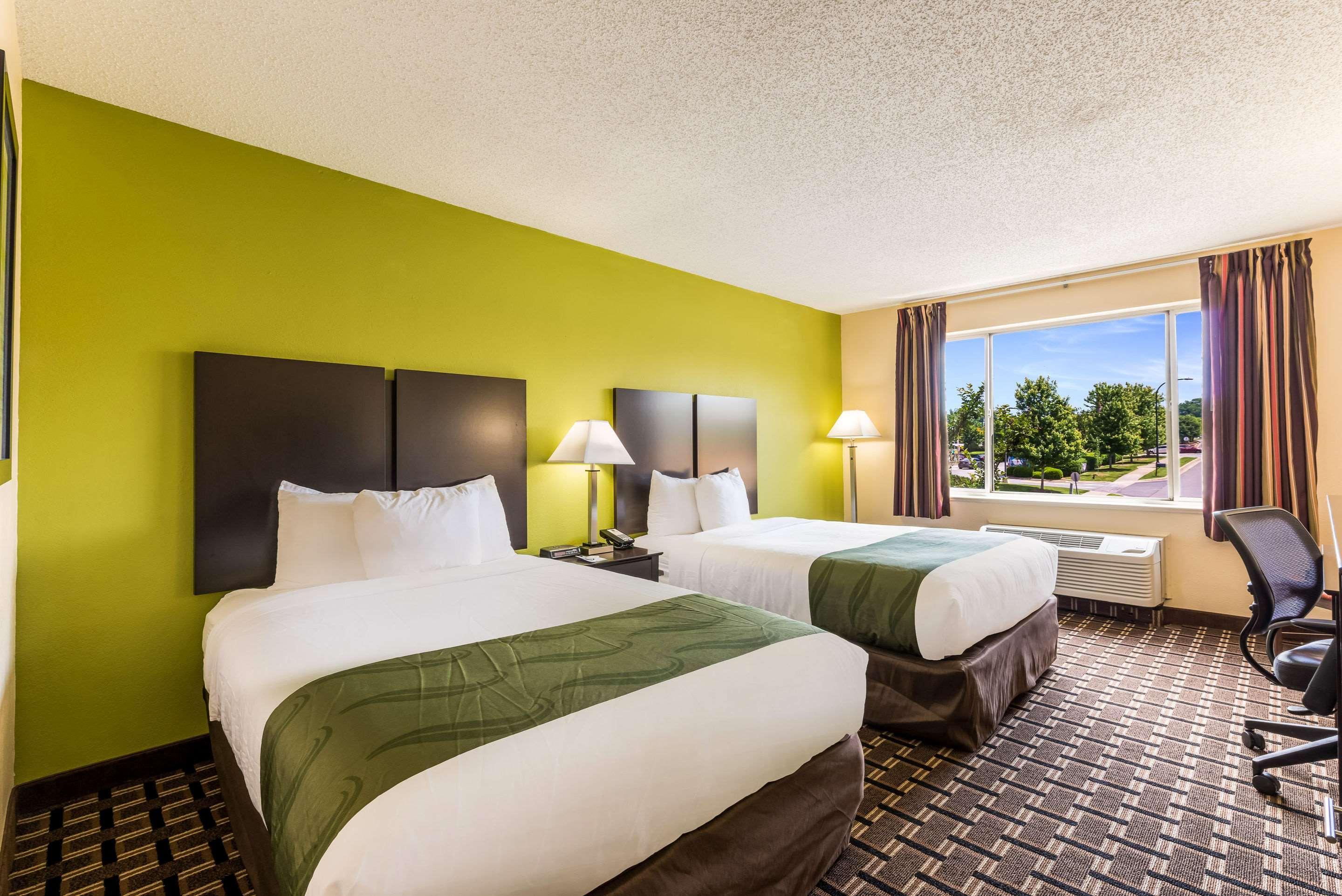 Quality Inn Huntersville Near Lake Norman Εξωτερικό φωτογραφία