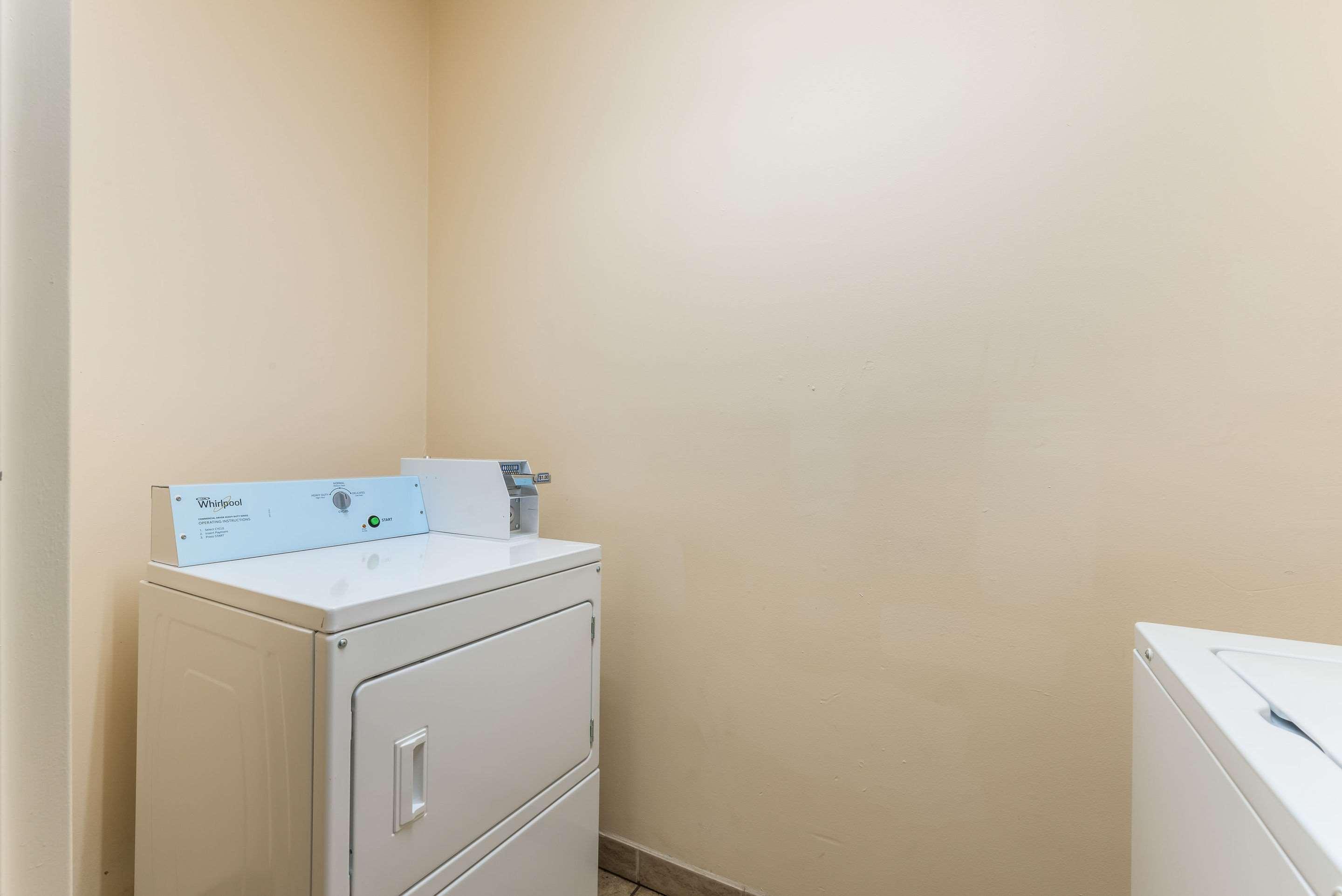 Quality Inn Huntersville Near Lake Norman Εξωτερικό φωτογραφία