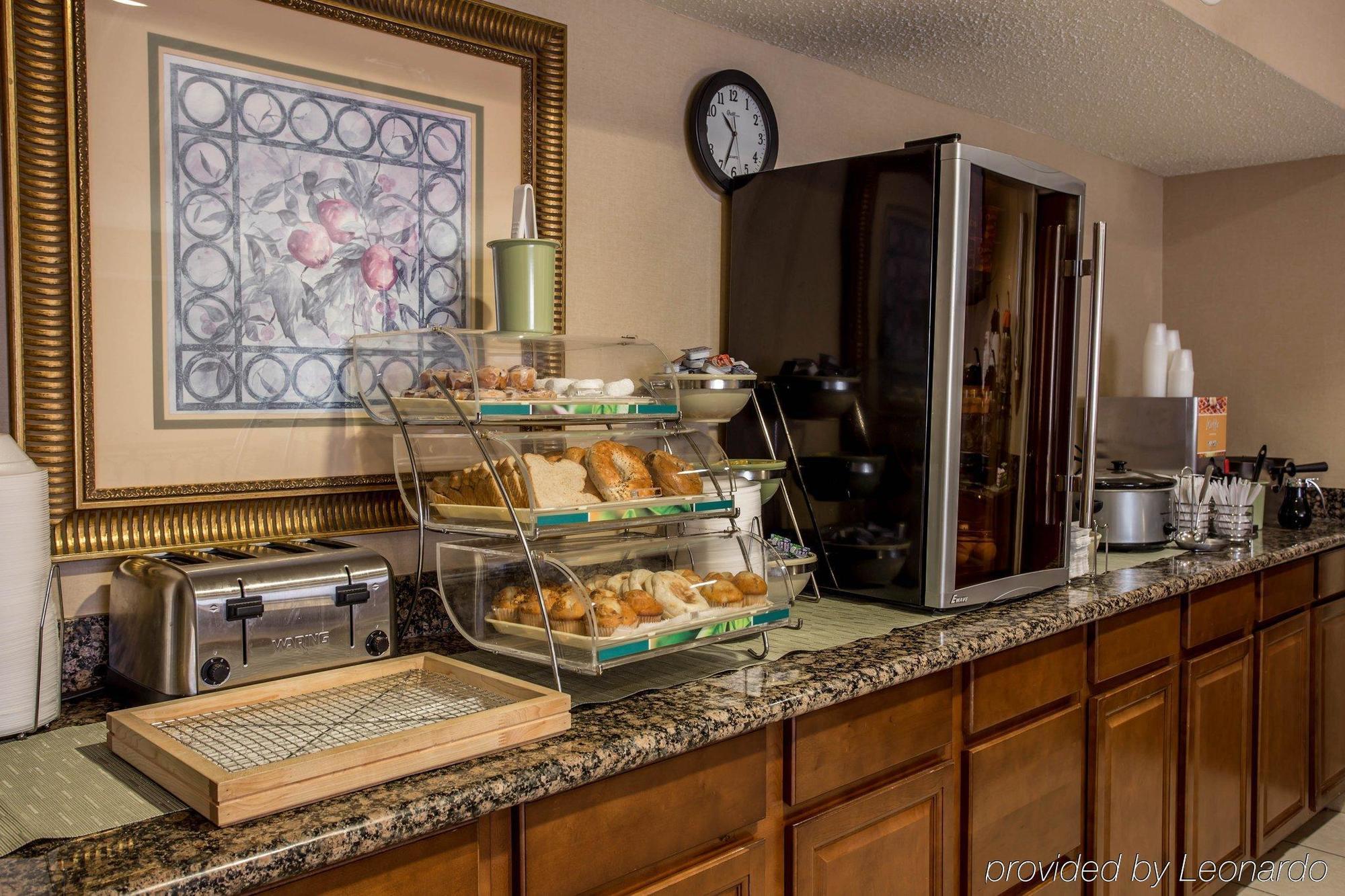 Quality Inn Huntersville Near Lake Norman Εξωτερικό φωτογραφία