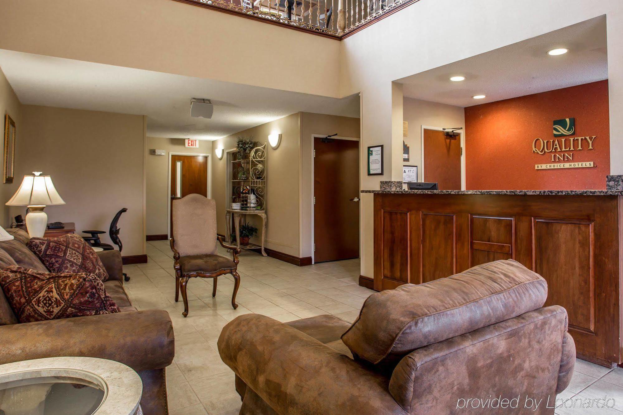 Quality Inn Huntersville Near Lake Norman Εξωτερικό φωτογραφία